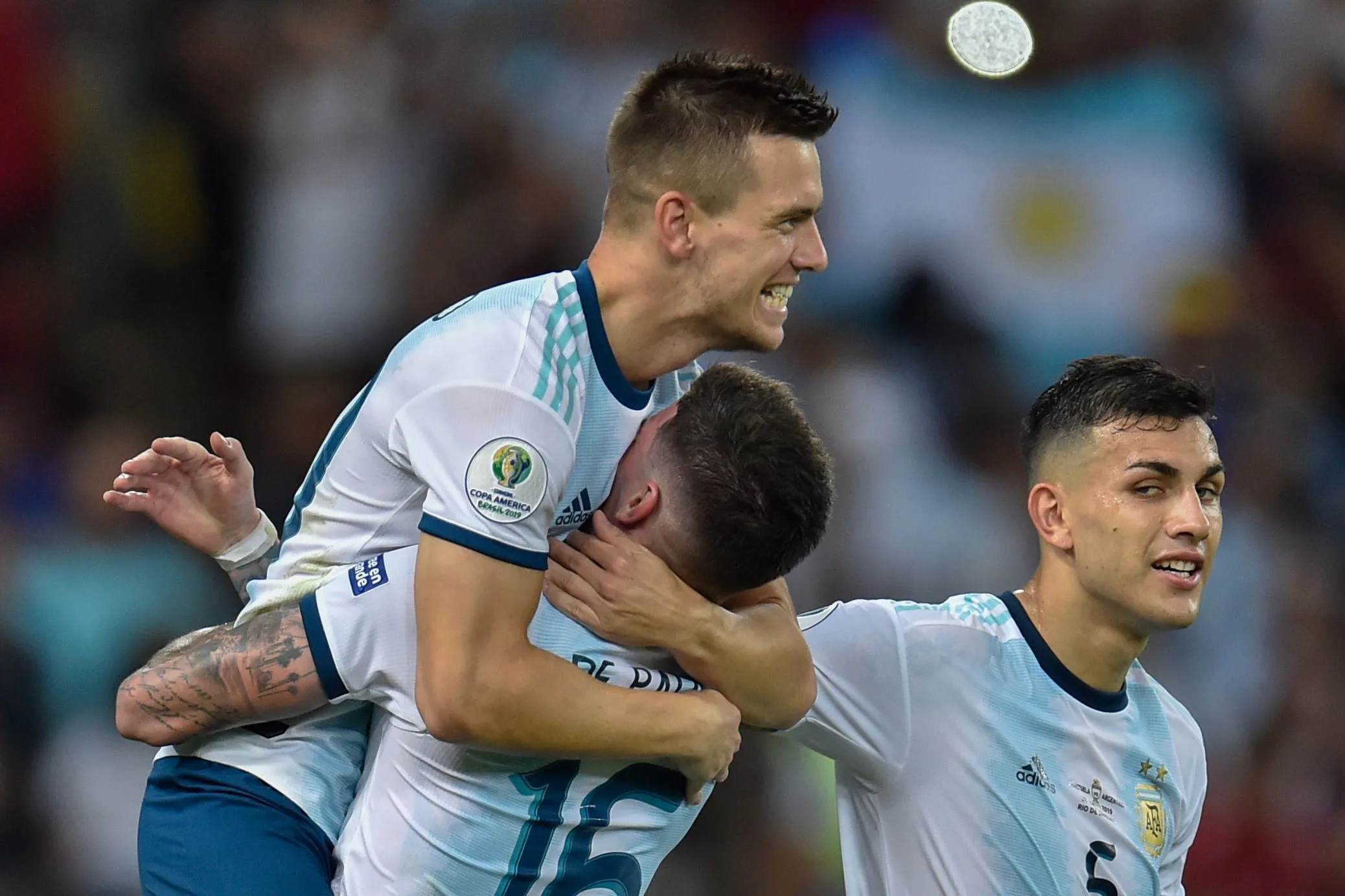 Argentina clasificó a semifinales con un gol del rosarino Lo Celso