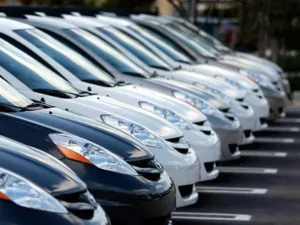 El patentamiento de vehículos cayó un 56% interanual en mayo