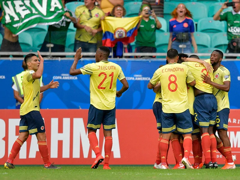 Colombia le ganó a Paraguay, que deberá esperar para saber si avanza