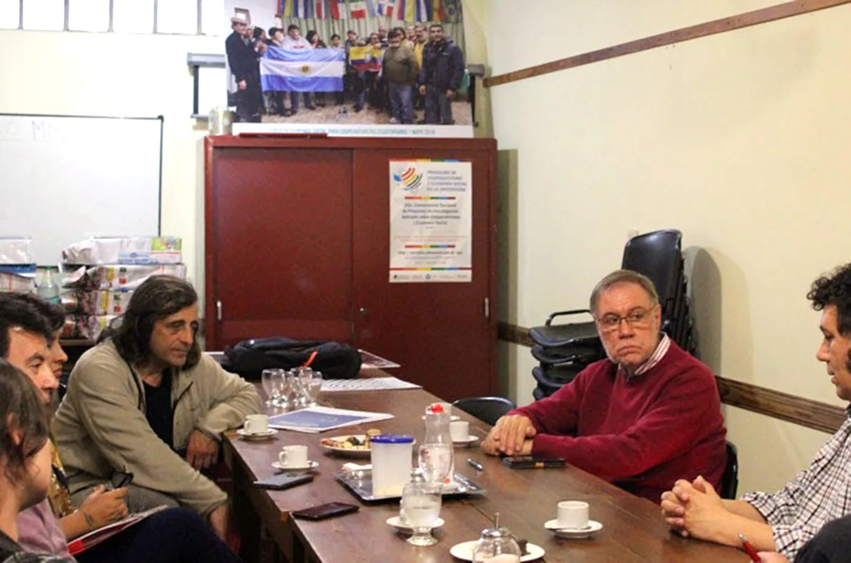 Graduados en Cooperativismo capacitarán a comunicadores