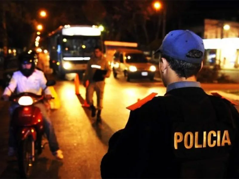 Enfierrados: detienen a cuatro personas con armas en operativos de control