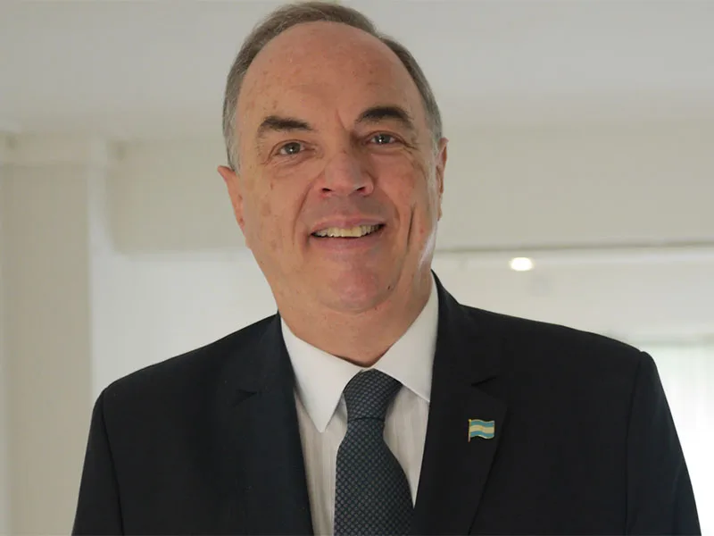 Podrían sancionar a embajador argentino que reivindicó el nazismo