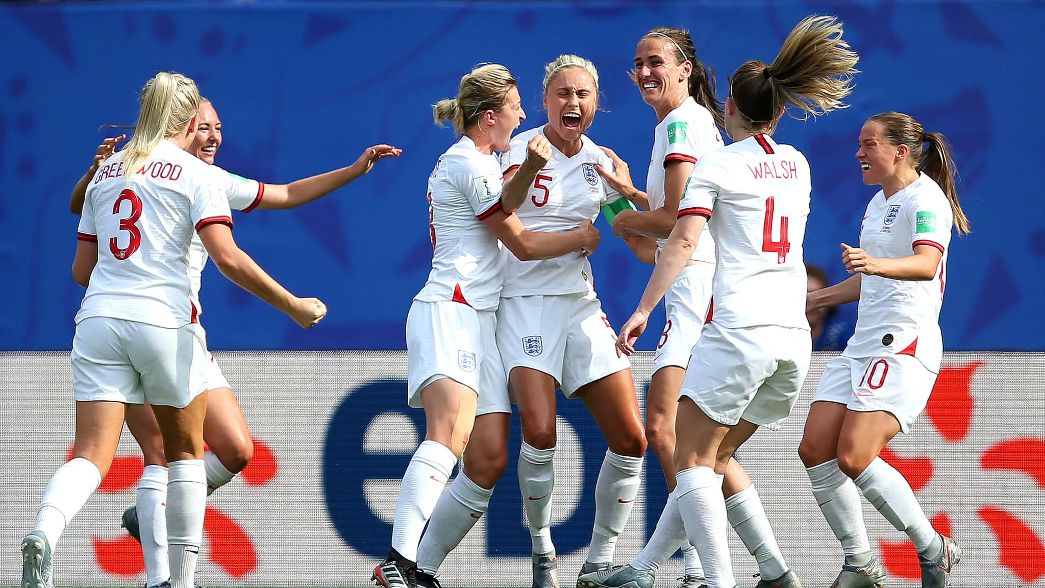 Noruega e Inglaterra se miden por un pase a las semifinales