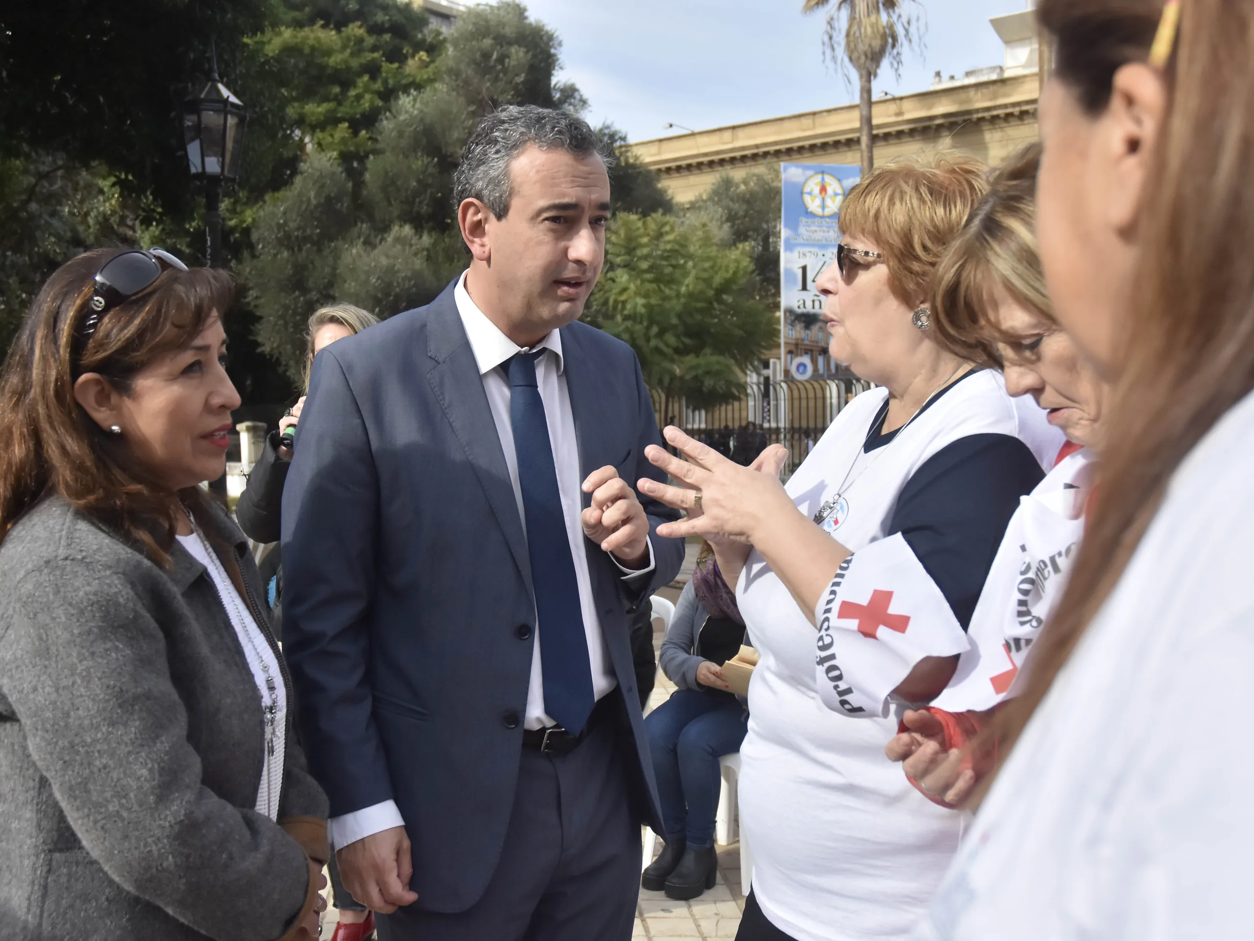 Javkin: "Hay que dar una señal clara de cuidar a los que cuidan"