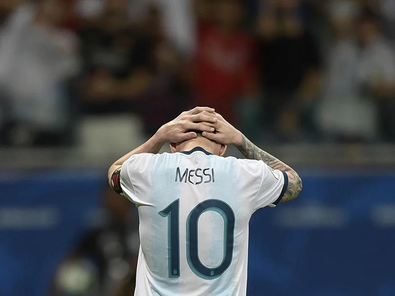 Flojísimo debut: Argentina perdió 2-0 con Colombia