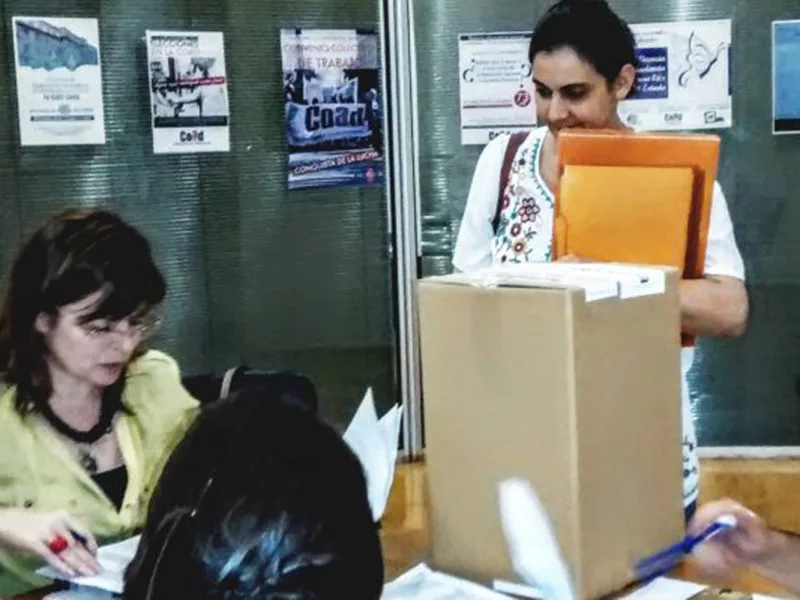 Docentes de la Universidad Nacional de Rosario se quedan en Conadu