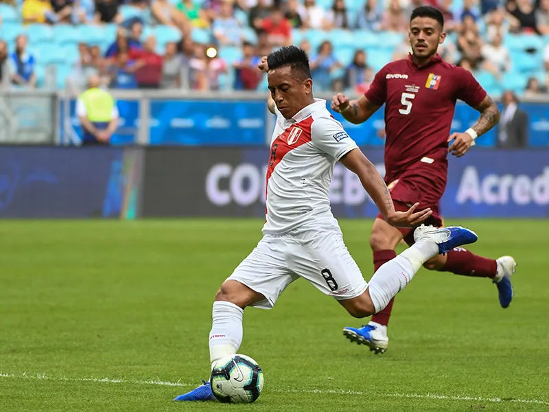 Perú empató sin goles con Venezuela en Porto Alegre