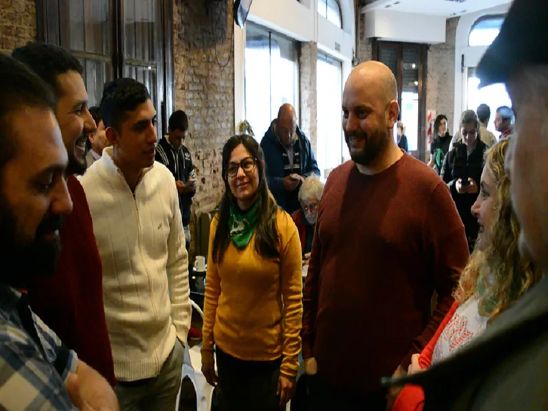 La izquierda presentó propuestas de sus precandidatos a diputados nacionales