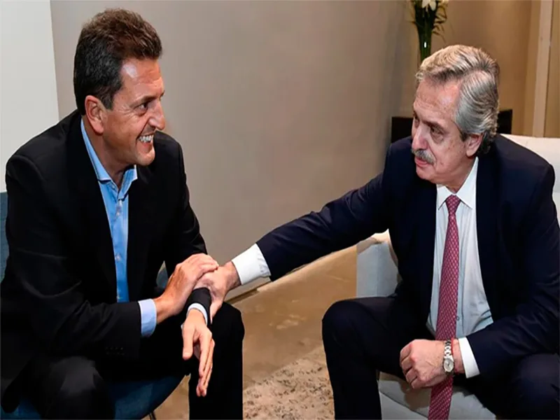 Massa publicó las "diez razones para votar" a la fórmula Fernández-Fernández