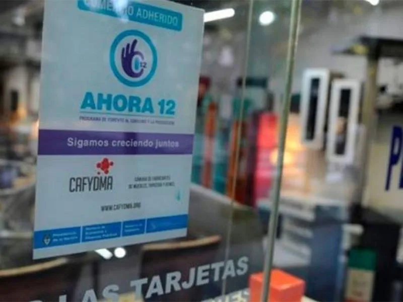 El gobierno amplía el Ahora 12 para incentivar el consumo previo a las Paso