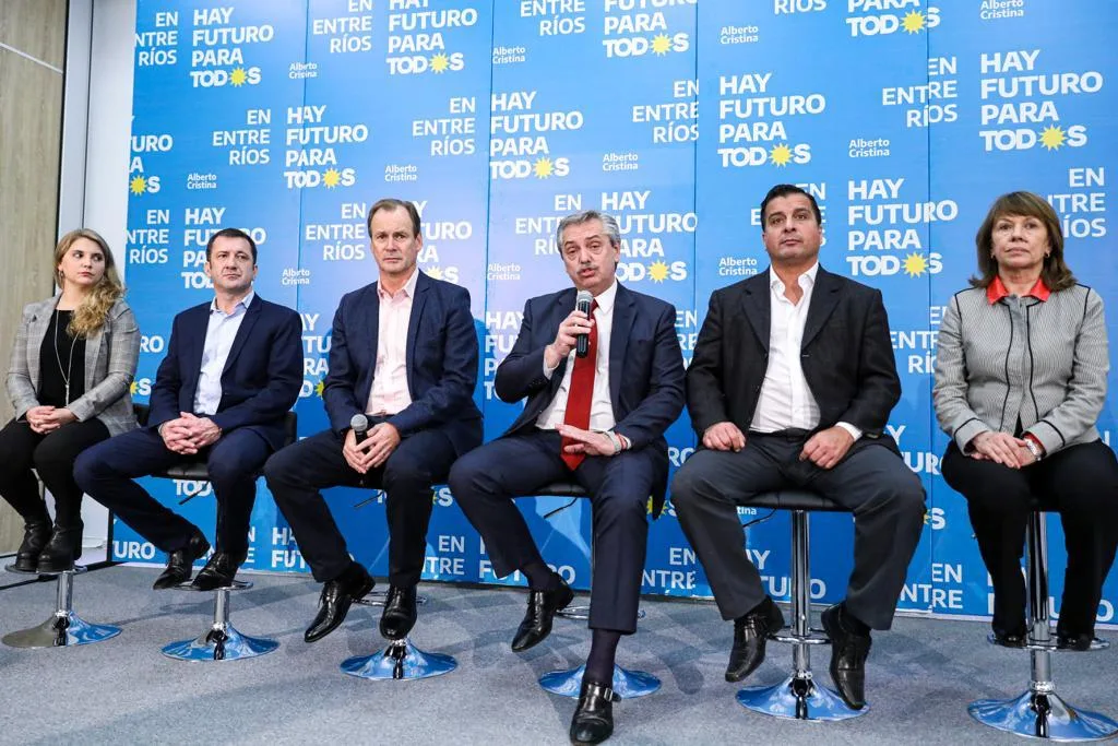 Alberto Fernández: “Lo critico a Macri y me responde el Fondo Monetario”