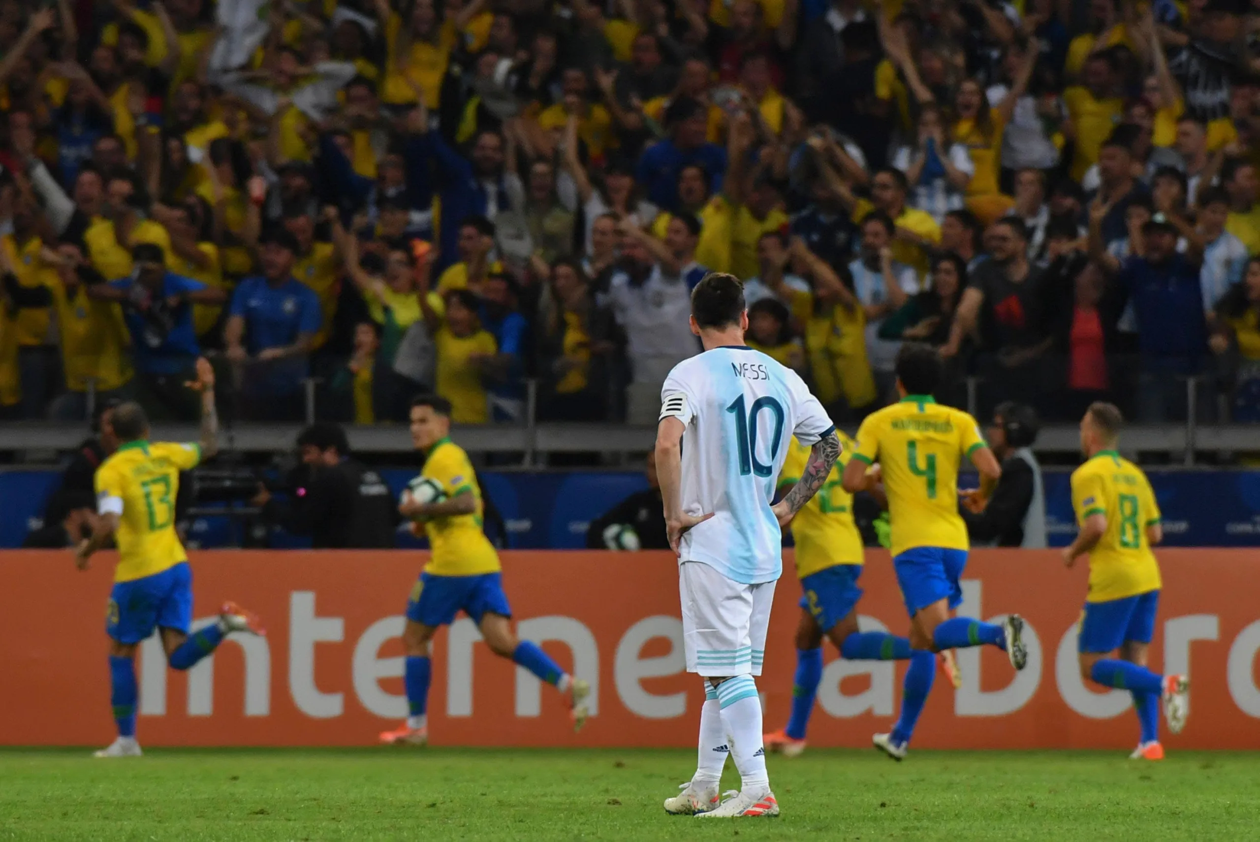 Selección Argentina: la improvisación propuesta por Tapia tuvo un final esperado