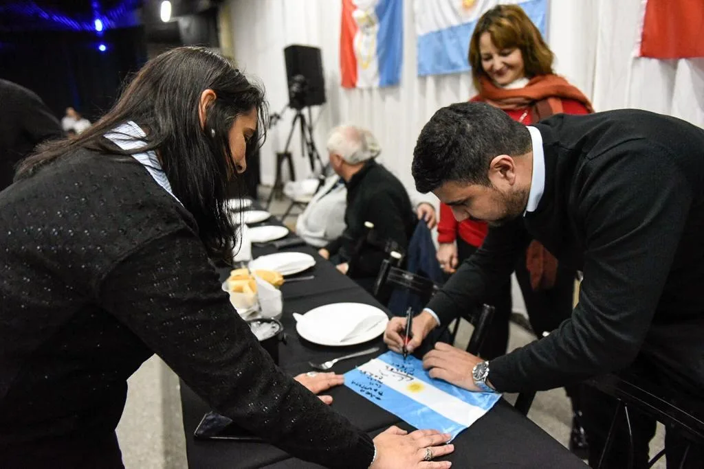 Cleri ratificó compromiso de apoyo al deporte y los trenes de cercanía