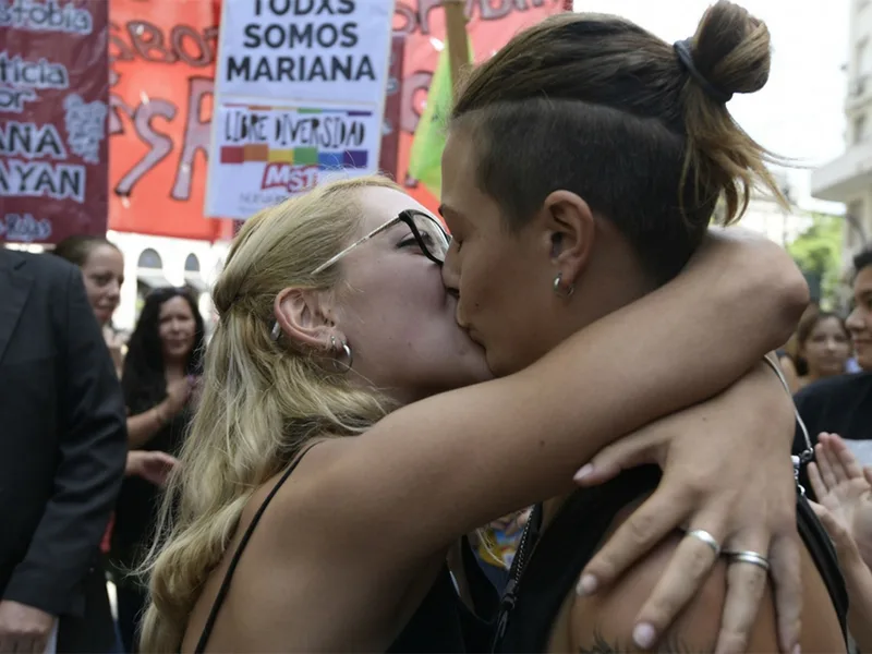 Para la jueza del caso de Mariana Gómez no se probó ni el beso ni la lesbofobia