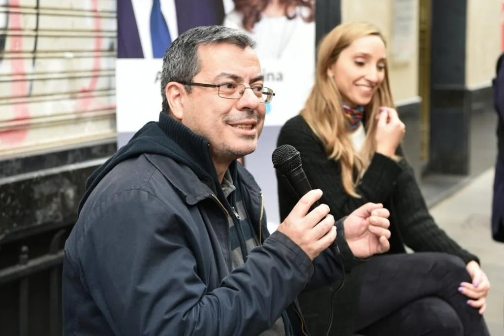 "La población es consciente de que con esta política económica no hay futuro"
