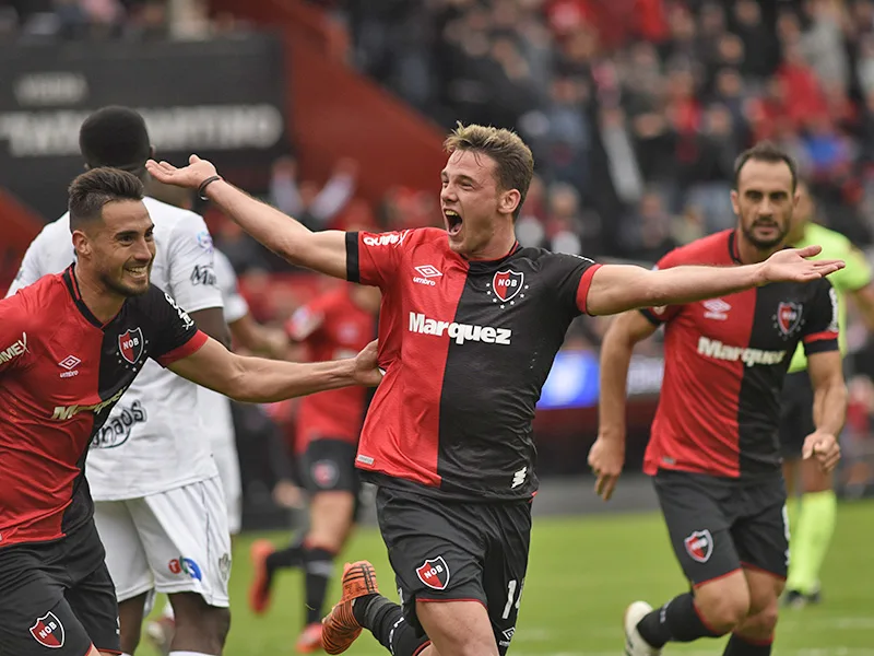 Un debut ideal: Newell’s ganó con autoridad en el inicio del torneo