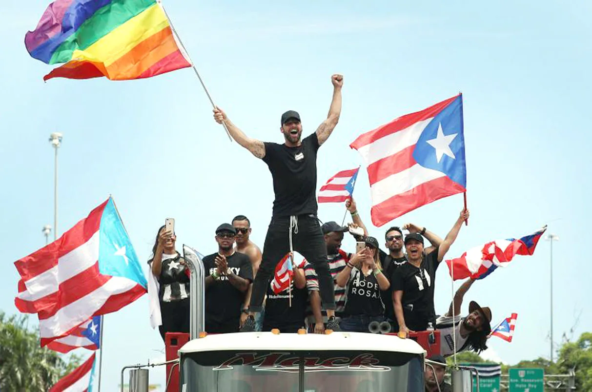Artistas boricuas al frente de una marcha contra el gobernador