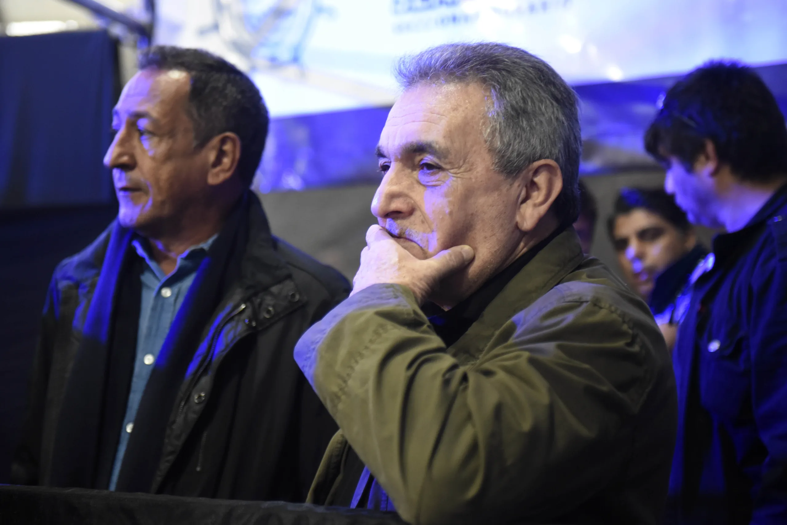 En Rosario, Schmid llamó a cambiar la situación económica con el voto