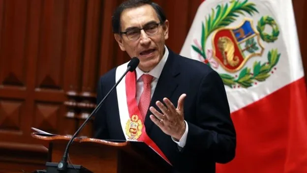 El presidente peruano propuso adelantar elecciones presidenciales y legislativas