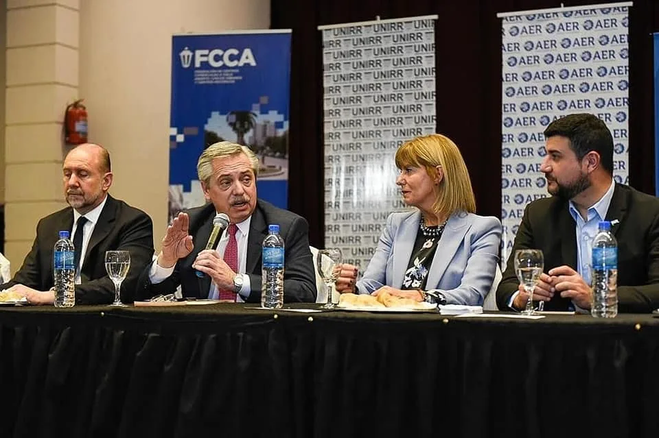 Alberto Fernández firma con gobernadores el Acta Compromiso Argentina Federal