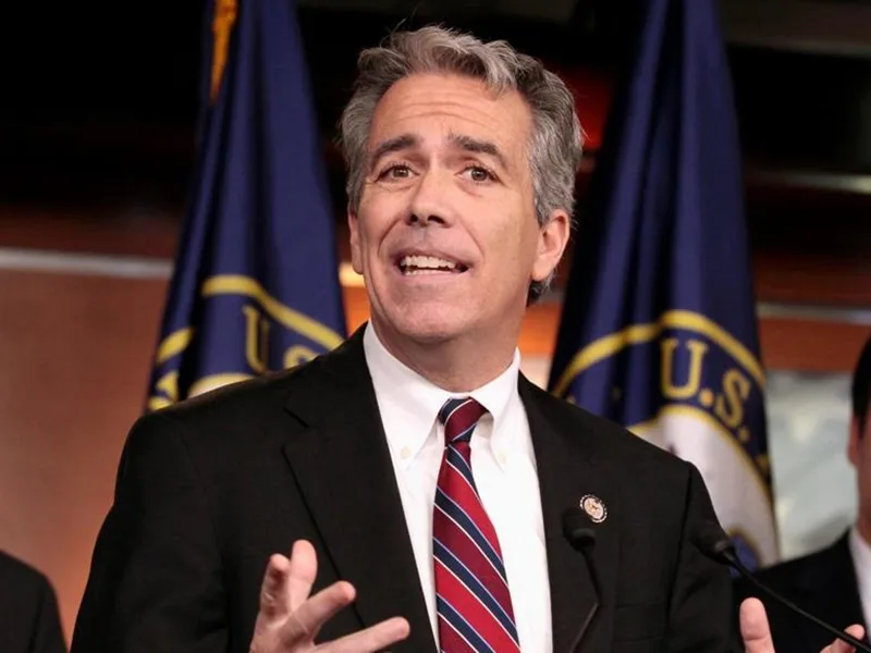 Joe Walsh, del Tea Party, competirá con Trump por la candidatura republicana