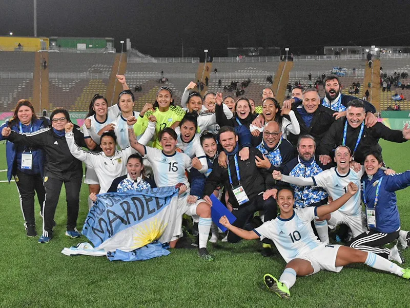 Tras el gran Mundial, las chicas de Argentina quieren el oro