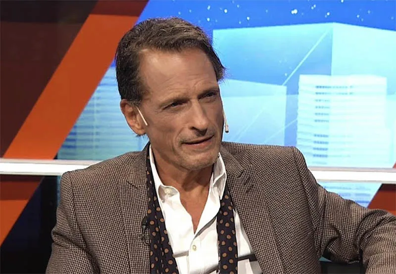 "Reperfilamiento es una palabra que usan para no decir que se la chorearon"