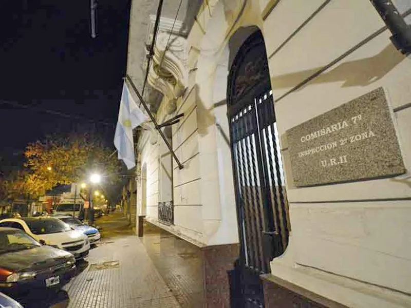 Está "paralizada" una causa de apremios ilegales contra seis policías