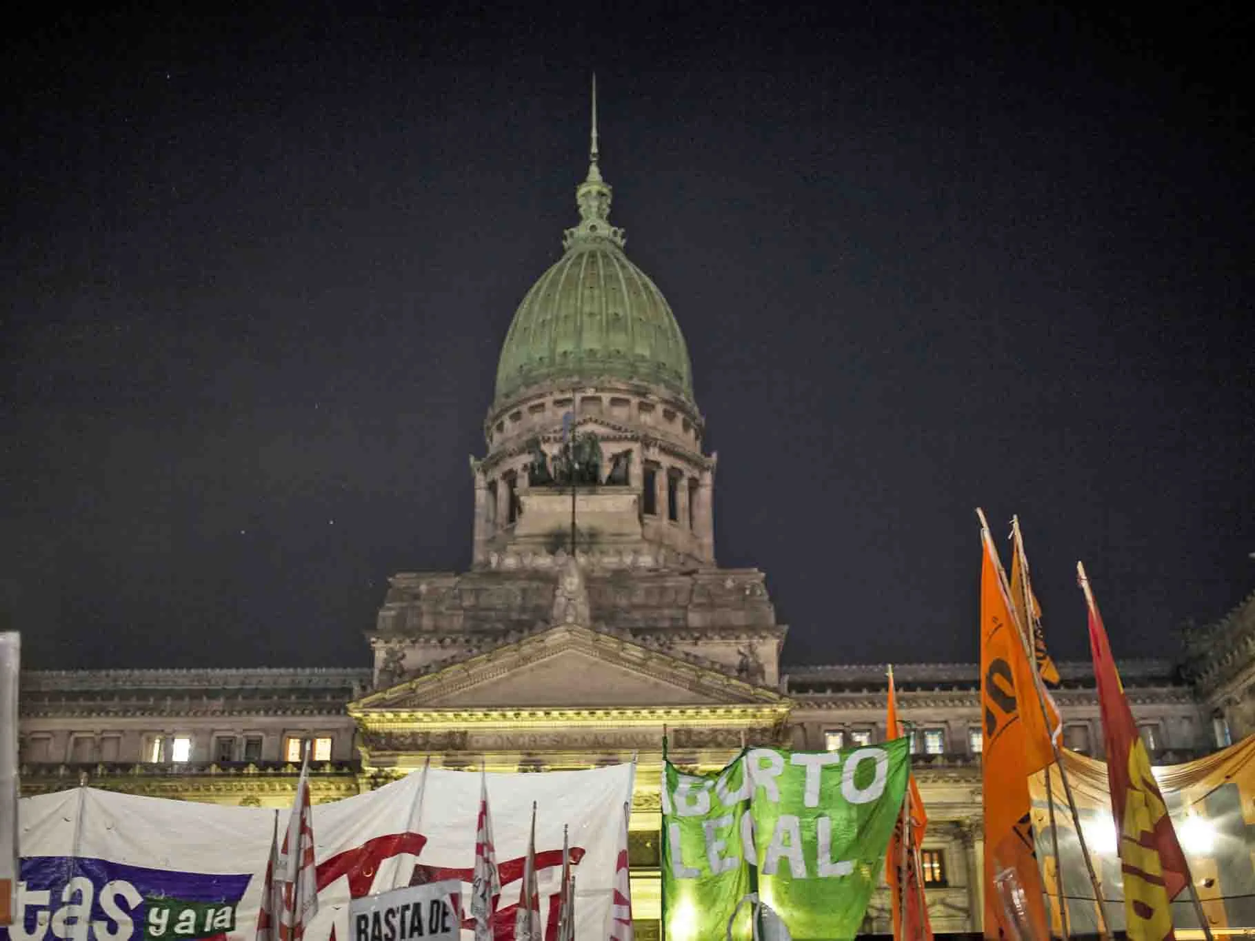 En medio de la crisis, avanza en silencio la reforma del Código Penal