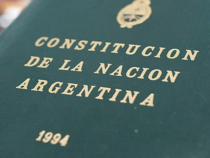 A la reforma constitucional de 1994 aún le quedan varias asignaturas pendientes