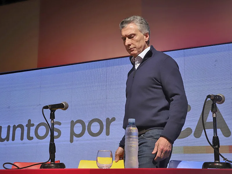 Con el 87,53% de mesas escrutadas, Fernández logra el 47,32% y Macri el 32,28%
