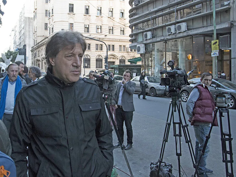 Compromiso de la dirigencia, con Marchi de mediador, para el pago de los premios