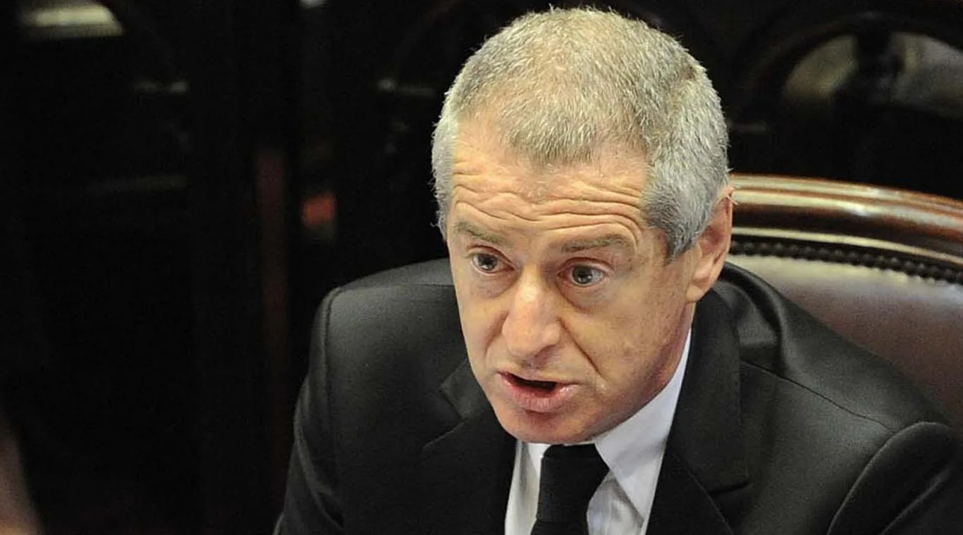 Landau: "No está garantizada la transparencia del escrutinio provisorio"