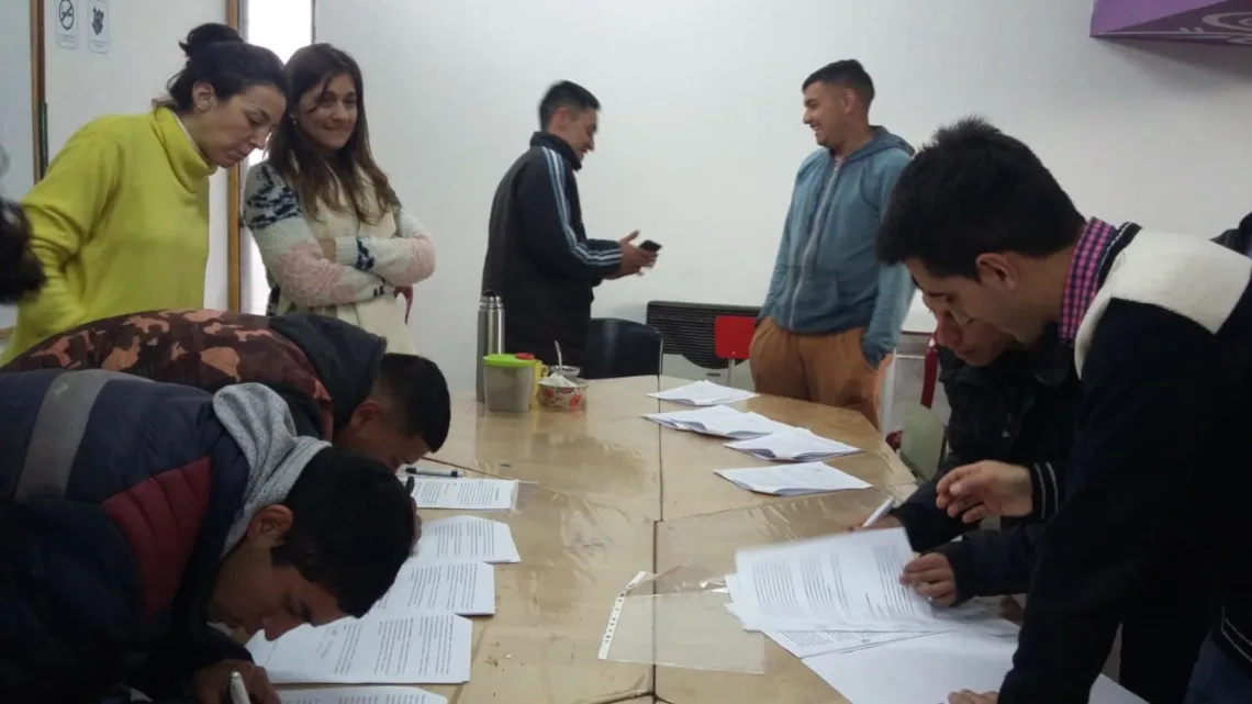 Empresas apoyadas por el gobierno provincial buscan ser cooperativas