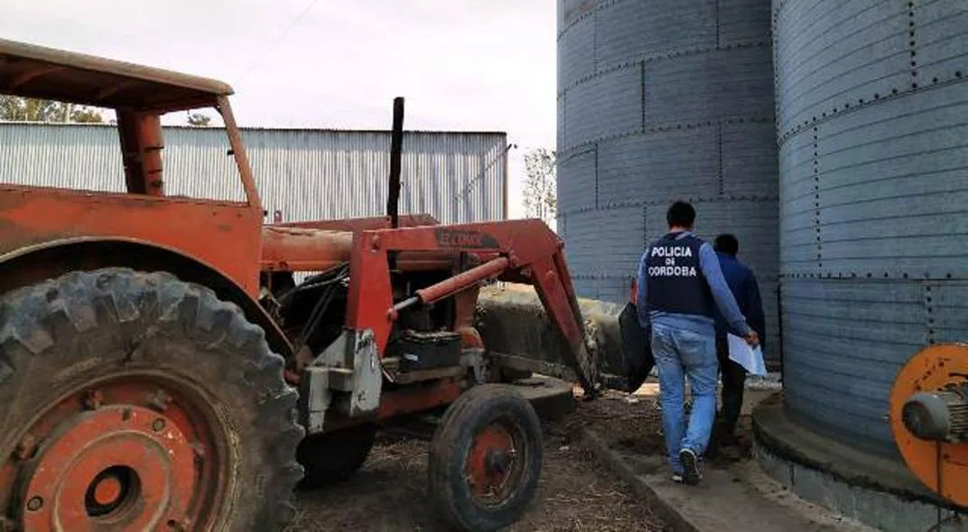 Encuentran toneladas de soja robada en Córdoba en la zona rural de Arteaga