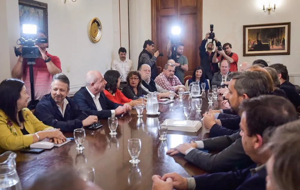 "La cláusula gatillo continúa”, dijo el secretario de Sadop Martín Lucero