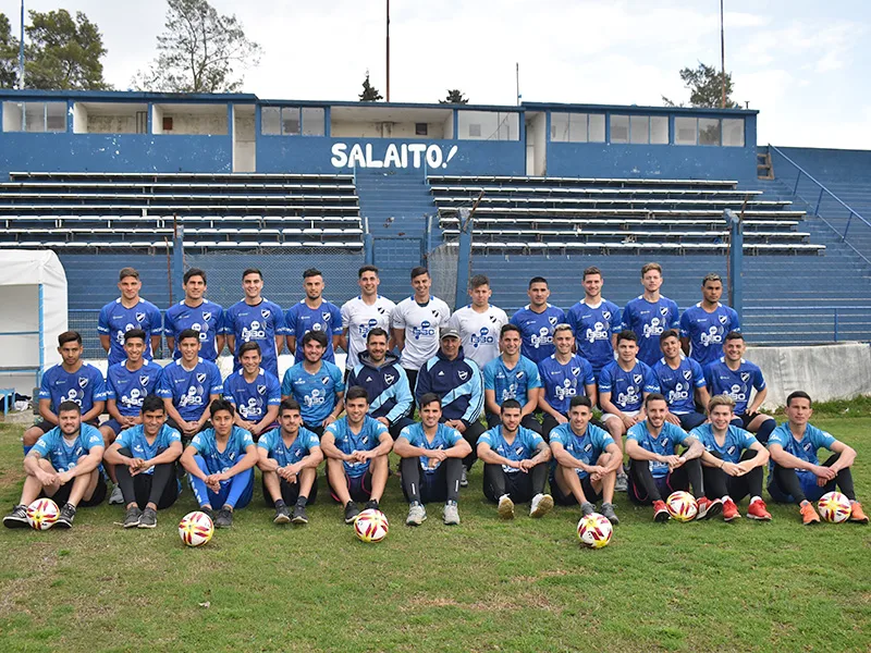 Todo el pueblo salaíto quiere dar el salto de categoría a la Primera C