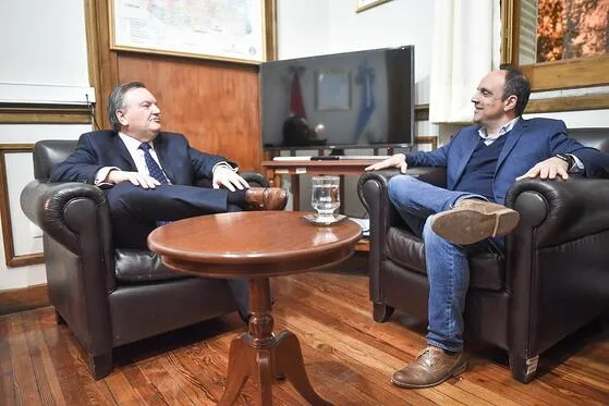 La UCR busca reunir sus piezas y promete una oposición “constructiva” a Perotti
