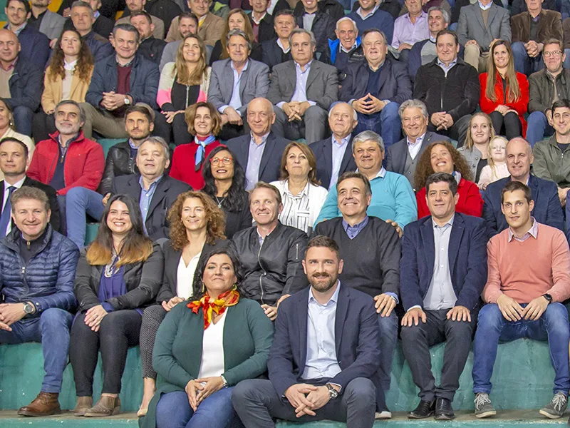 El Frente Progresista le brindó su apoyo a la lista que encabeza Enrique Estévez