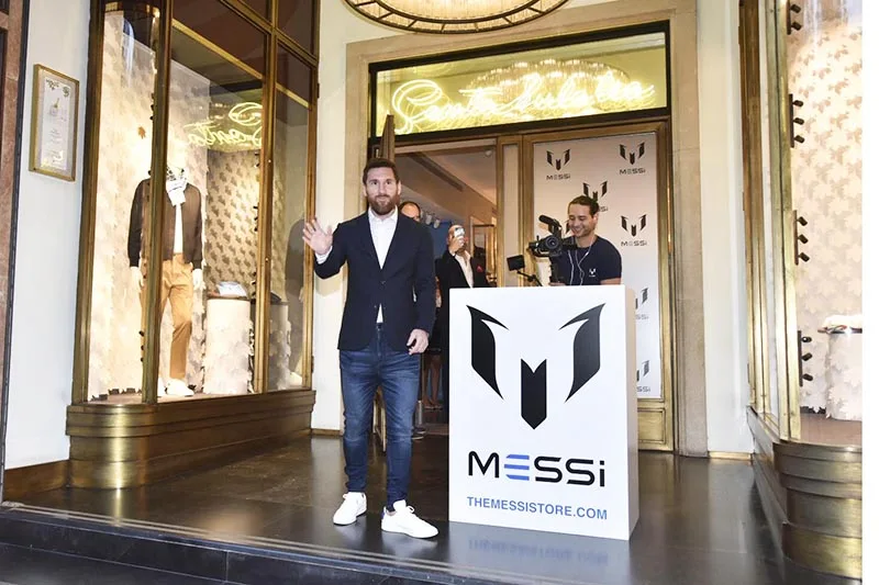 Lionel Messi irrumpió en el mundo de la moda y lanzó su tienda online