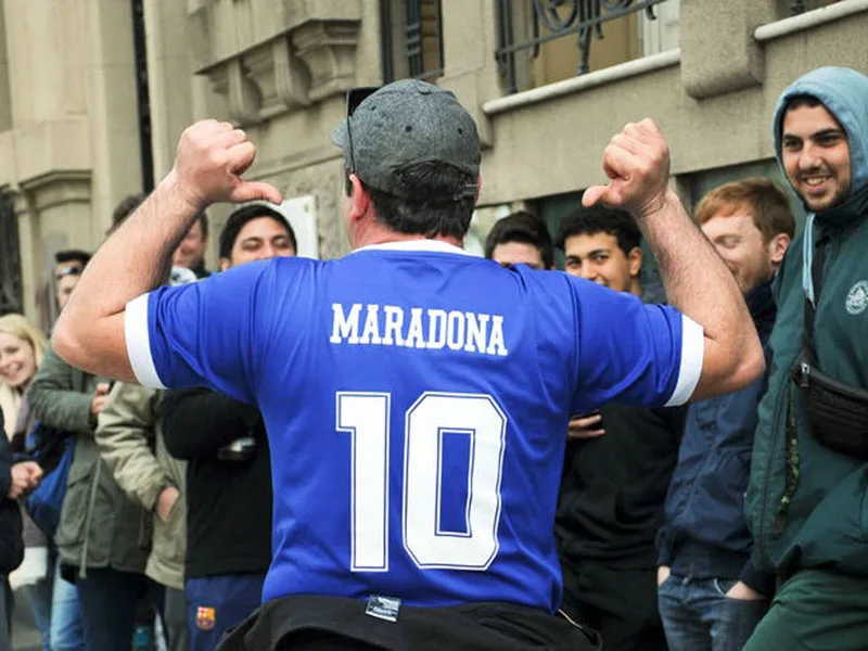 Maradona se muda a La Plata en busca de una nueva reinvención