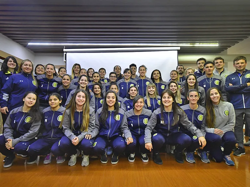 Central presentó el plantel oficial que disputará el torneo de Primera de AFA