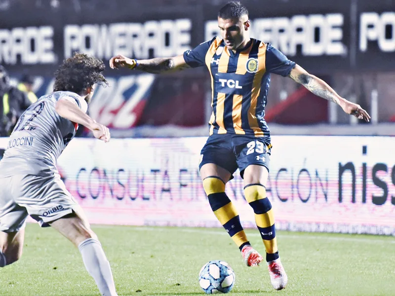 Sebastián Ribas se fracturó un dedo del pie y no jugará ante Racing
