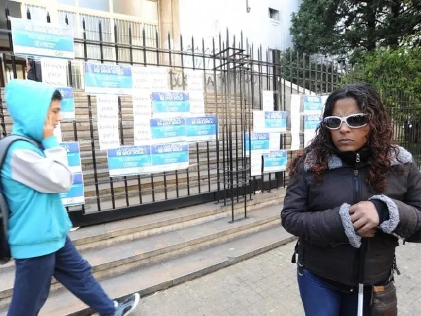 Si él sale de la cárcel no podrá acercarse a menos de 100 kilómetros de ella