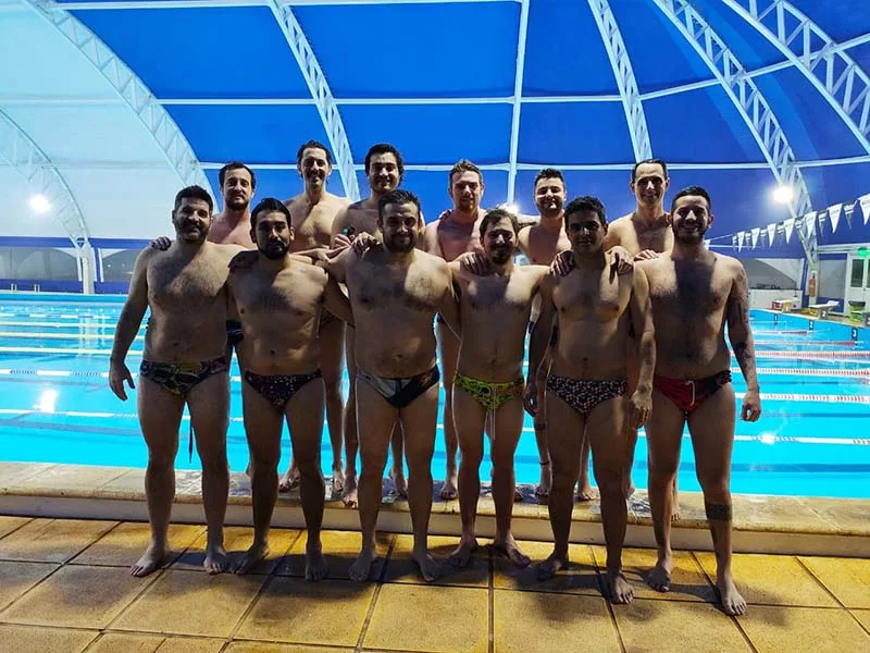 Sportivo Náutico Avellaneda se tira a la pileta