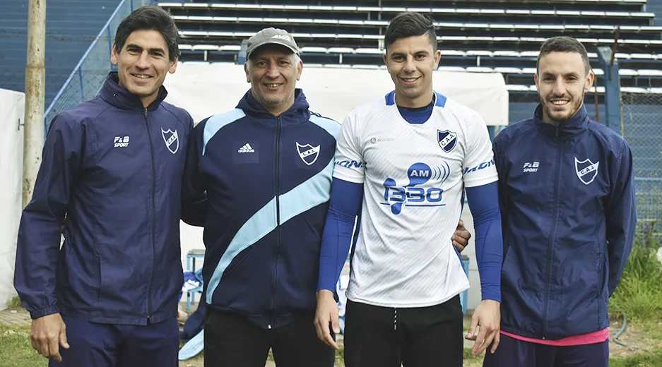 Argentino de Rosario debuta ante Cambaceres en Ensenada