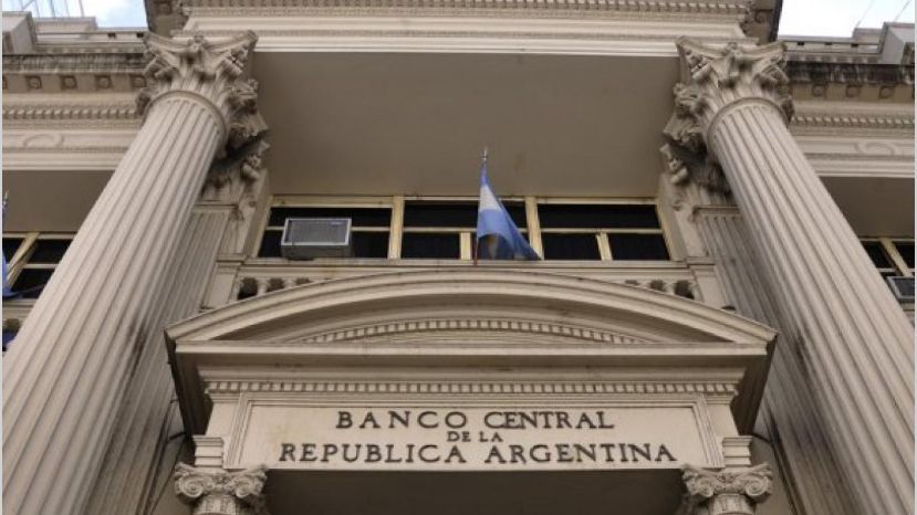 Las Reservas Del Banco Central Cayeron Otros 1000 Millones De Dólares Diario El Ciudadano Y 4777