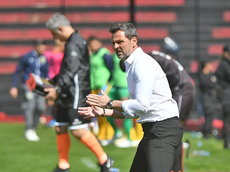 “En el segundo tiempo me gustó el equipo, fue otro, manejó la pelota”