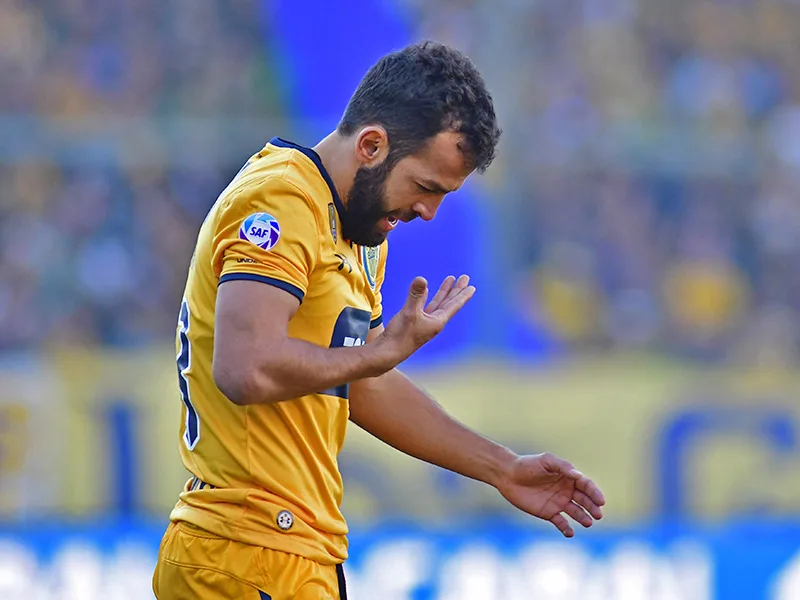 Parece que no llega al Clásico, pero Lucas Gamba no se rinde