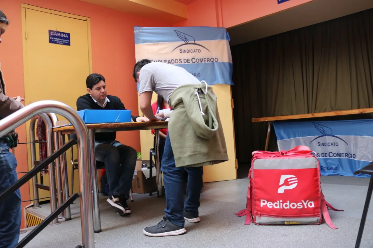Inédito: la app Pedidos Ya tiene los primeros 2 delegados sindicales en Rosario